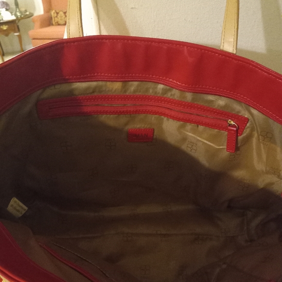 Purse - Picture 2 of 4